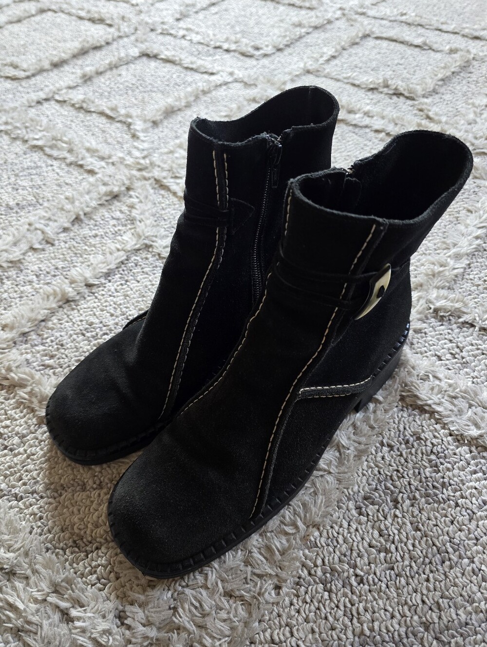 La Canadienne Womem's Boots Black Genuine Leather Suede Size 9 M Warm Waterproof